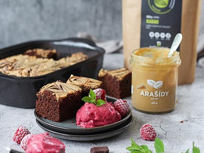 Brownie s arašidovým maslom